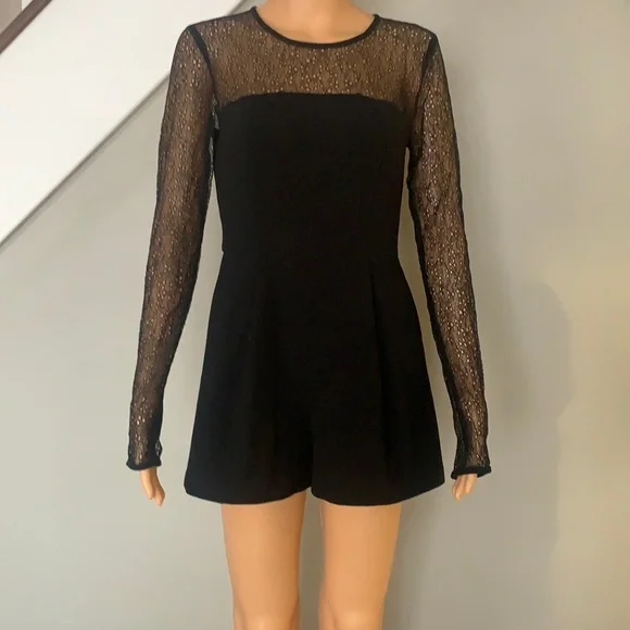 Romper - Picture 1 of 7